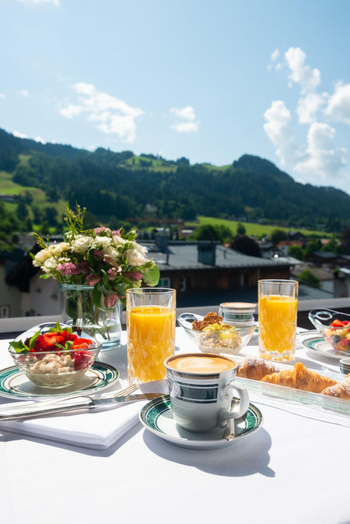 Hotel Zur Tenne Kitzbuhel Bagian luar foto