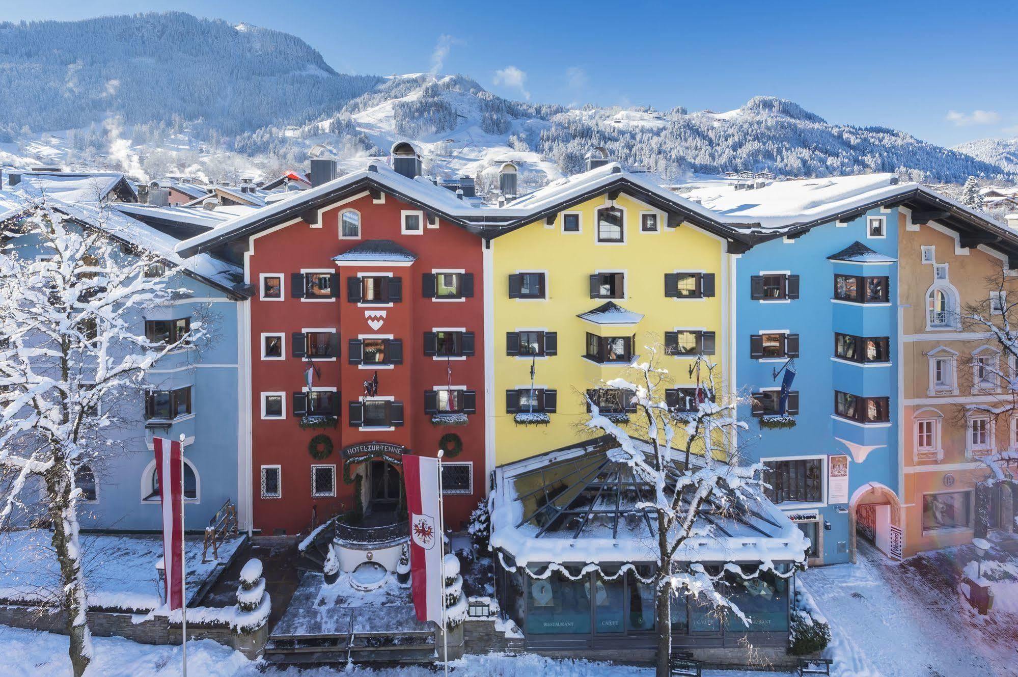 Hotel Zur Tenne Kitzbuhel Bagian luar foto